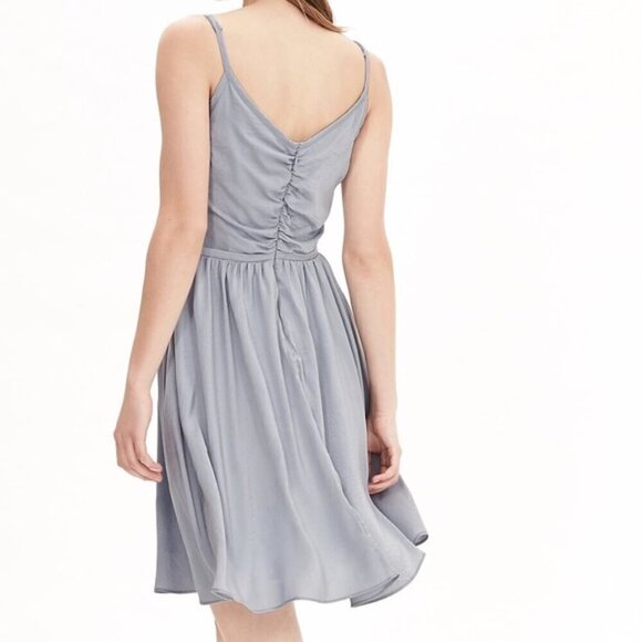 NWT Banana Republic Shirred Dress, Blue Cloud, Size 6 - Picture 2 of 10